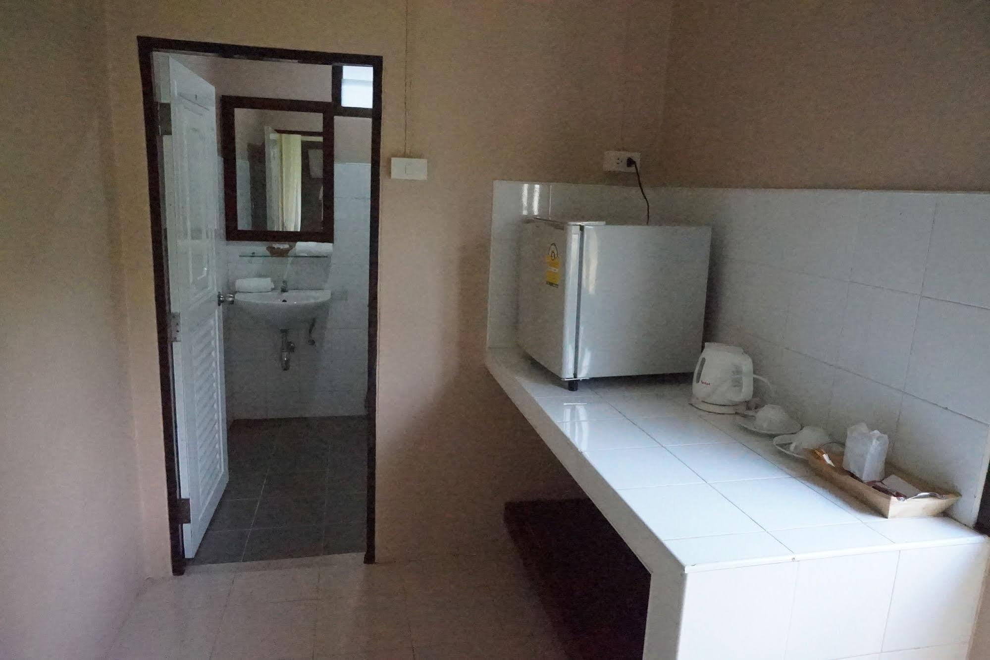 Kiriraya Resort Ao Nang Exteriör bild